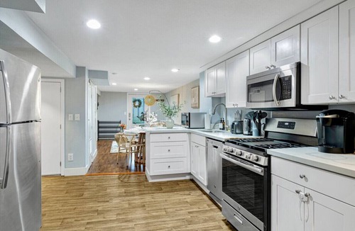 Esperance House | Bright & Peaceful 8022lower Unit