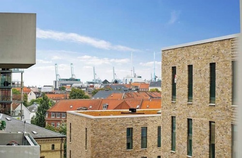 Vesterbro Apartment | Bright penthouse with panoramic views in Ceresbyen - close to Aarhus city center
