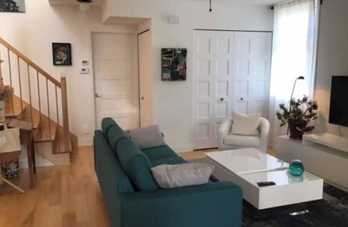 Hochelaga-Maisonneuve Apartment | Bright, quiet apartment on two floors