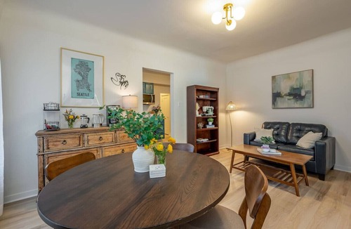 Silver Lake Apartment | Bright, restored 1925 Silver Lake home with patio, workspace, and exceptional walkability. Ideal for 30-night stays.