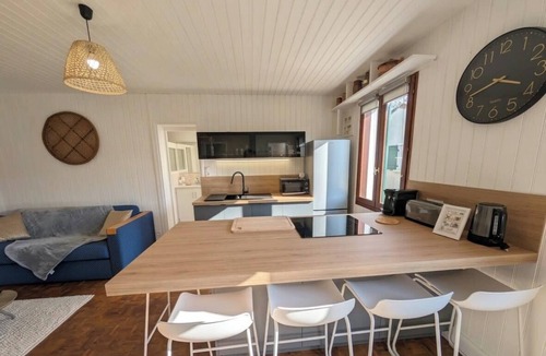 Saint-Vincent-sur-Jard House | Bright Seaside Home with Private Garden