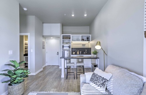 Downtown Apartment | Bright San Marcos Apartment w/Ideal Location