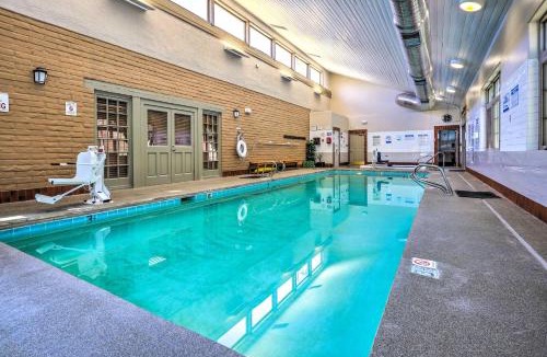 Northeast Santa Fe House | Bright Santa Fe Condo: 30 Min from Ski Basin!
