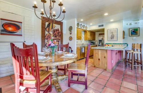 Northeast Santa Fe House | Bright Santa Fe Condo: 30 Min from Ski Basin!