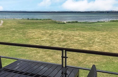 Syddjurs Kommune House | Bright Seaside Apartment in Ebeltoft
