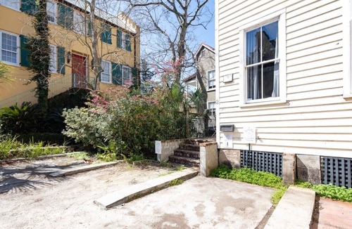 Cannonborough Elliotborough Apartment | Bright & Secluded Apartment with Pool Access