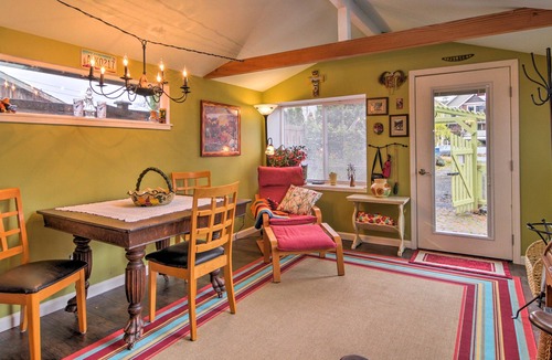 Snohomish Apartment | Bright Snohomish Studio Steps to Centennial Trail!