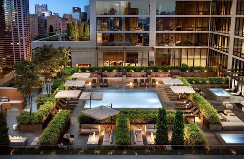 South Loop Apartment | Bright South Loop 1BR w/Pool, Gym, walk to Museum Campus, by Blueground