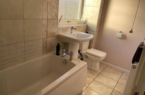 Newcastle-upon-Tyne House | Bright spacious house in Newcastle