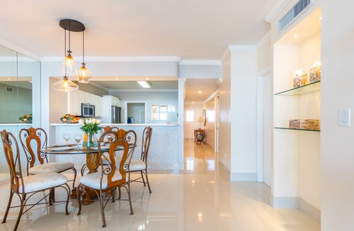 Sunny Isles Beach Condo | Bright & Spacious Condo with Breathtaking Bay Views + WiFi