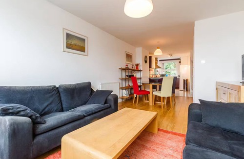 Canonbury Apartment | Bright & Spacious 2 Bed Islington Flat | Fast Wi-Fi