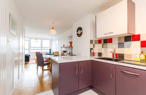 Canonbury Apartment | Bright & Spacious 2 Bed Islington Flat | Fast Wi-Fi