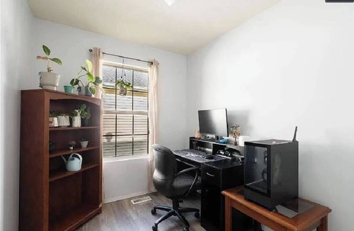 Bloomington House | Bright & Spacious 4-Bedroom Home in Peaceful Bloomington Neighborhood