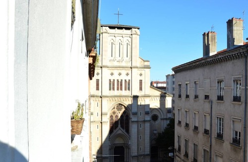 Lyon City Centre Apartment | Bright, Spacious Apartment in the Heart of Lyon