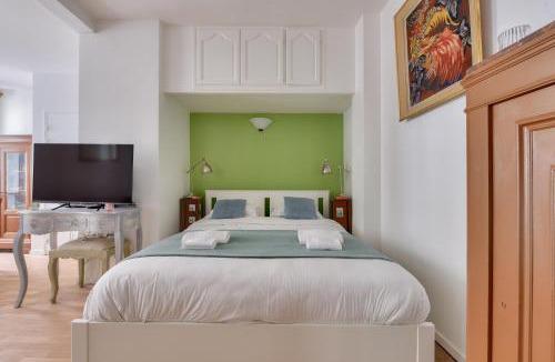 15th Arrondissement Apartment | Bright & Spacious Apartments in Central Paris 15th