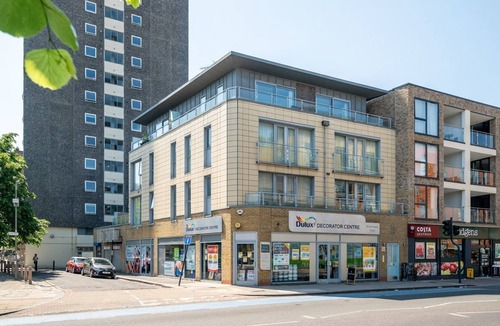 Queenstown Apartment | Bright & Spacious Battersea Flat