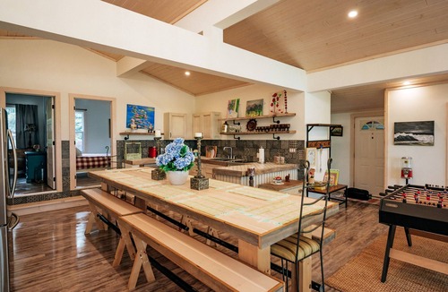 South Bruce Peninsula Ski Chalet | Bright & Spacious Chalet on Lake Huron - Private