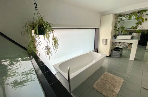 Richmond North House | Bright & spacious Richmond warehouse conversion