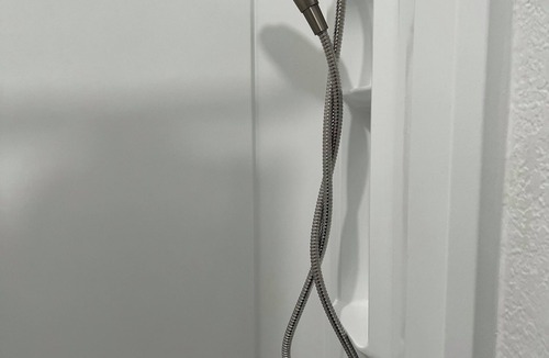 Edenvale Condo | Bright Spacious Tree Lined Condo