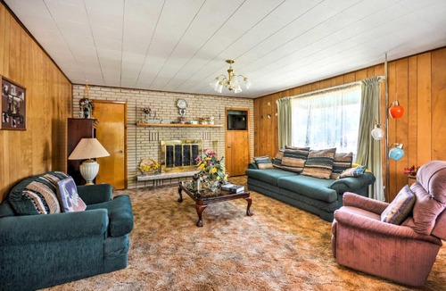 Springer House | Bright Springer House w/Hammock & Orchard Views!