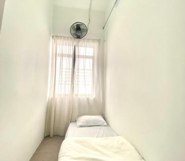 City Centre Hostel | Bright Star Inn