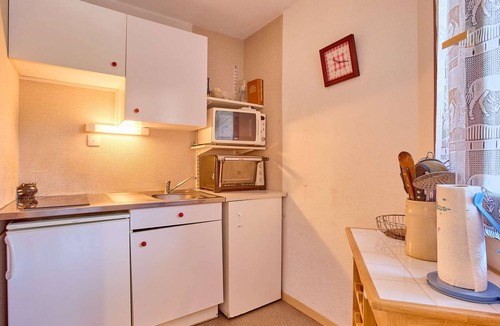 Barbotan-les-Thermes Apartment | Bright studio near spa with WIFI and pets allowed