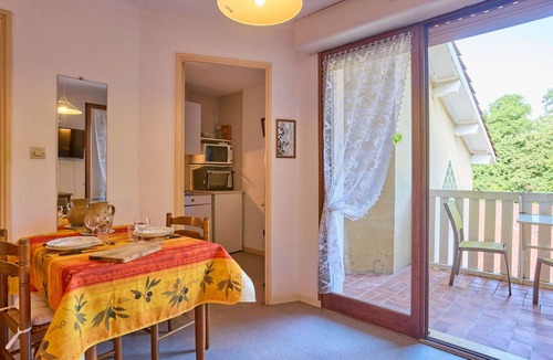 Barbotan-les-Thermes Apartment | Bright studio near spa with WIFI and pets allowed