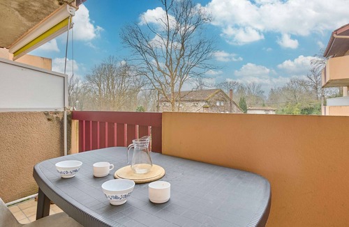 Barbotan-les-Thermes Apartment | Bright studio 2 pax, South Balcony, Wifi, Pets allowed