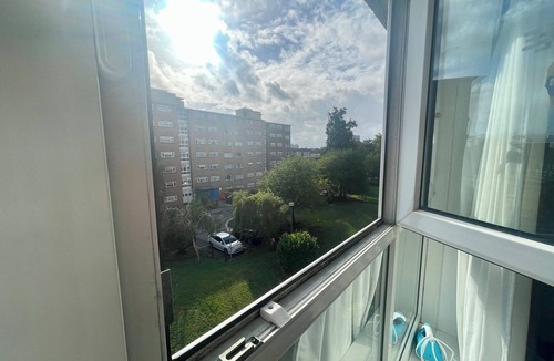 Vauxhall Apartment | Bright Studio - 12 Mins to Central London