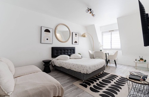 Deauville City Centre Apartment | Bright Studio 3P – Close to Deauville Beach