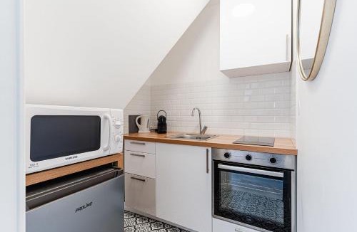 Deauville City Centre House | Bright Studio 3P – Close to Deauville Beach