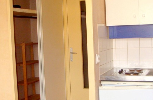 Sud Loire Apartment | BRIGHT STUDIO Orléans Residence asc + parking, towards racecourse + 1 ° pt already offered