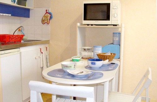 Sud Loire Apartment | BRIGHT STUDIO Orléans Residence asc + parking, towards racecourse + 1 ° pt already offered