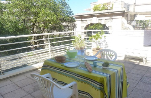 Biarritz Apartment | Bright T2 apartment 25m from the beach in a quiet side street