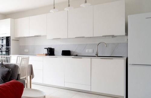 Zone d'amenagement concerte des Docks Apartment | Bright T4 with balcony in Saint-Ouen - Welkeys