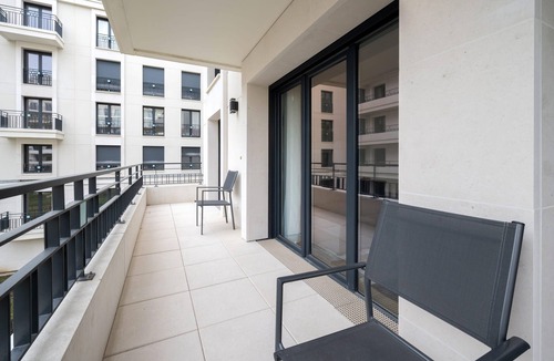 Zone d'amenagement concerte des Docks Apartment | Bright T4 with balcony in Saint-Ouen - Welkeys