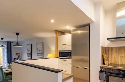 Cholet Cottage | Bright townhouse, Cholet center
