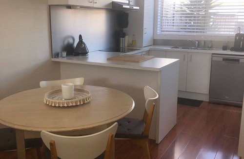 Ocean Grove House | BRIGHT TOWNHOUSE, WALK EVERYWHERE