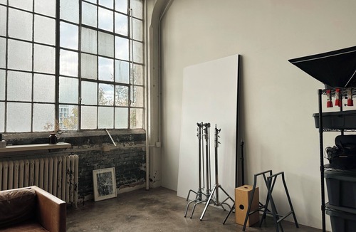 Leslieville Apartment | Bright Trendy Leslieville Loft & Studio