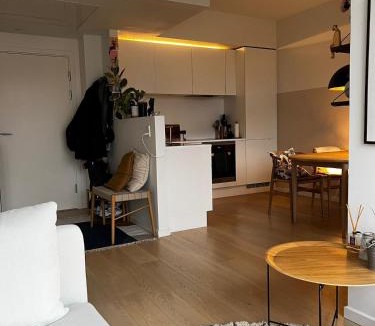 Sydhavnen Apartment | Bright Upscale 1-Bedroom Waterview Apartment in Trendy Sydhavn, CPH