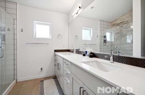 South Beacon Hill House | Bright Views Seattle Urban Getaway