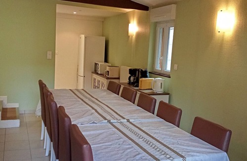 Lourdes Villa | Bright villa 12 pers, 6 rooms, 4 bdrms with private bathrooms, terrace and garden