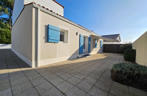 La Faute-sur-Mer House | Bright villa for 6, near beach and shops