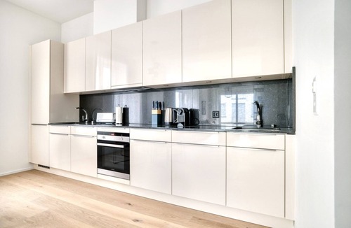 Sihlfeld Apartment | Bright Wiedikon 3.5 Room w/Storage & W/D, 3 min to Market, by Blueground