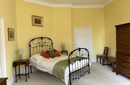 Robertsbridge House | Brightling Park