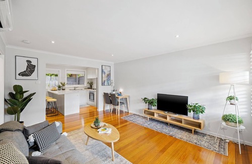 Brighton Villa | Brighton Beachside Escape