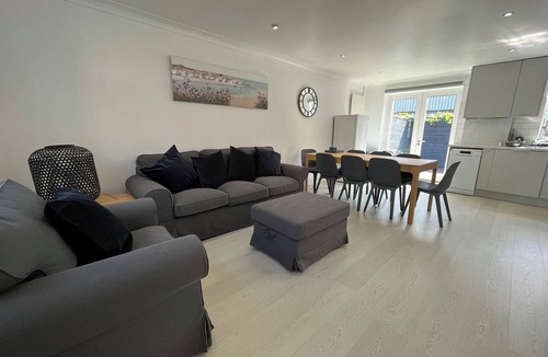 Montpelier House | Brighton central house with free with free parking