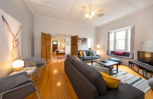 Brighton House | BRIGHTON HAVEN a self-contained modern bungalow