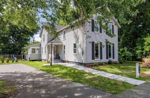 Rochester House | Brighton Retreat Near URMC & Pittsford Plaza