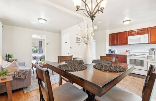 Brighton House | Brighton Upper Suite Near Park & Light Rail